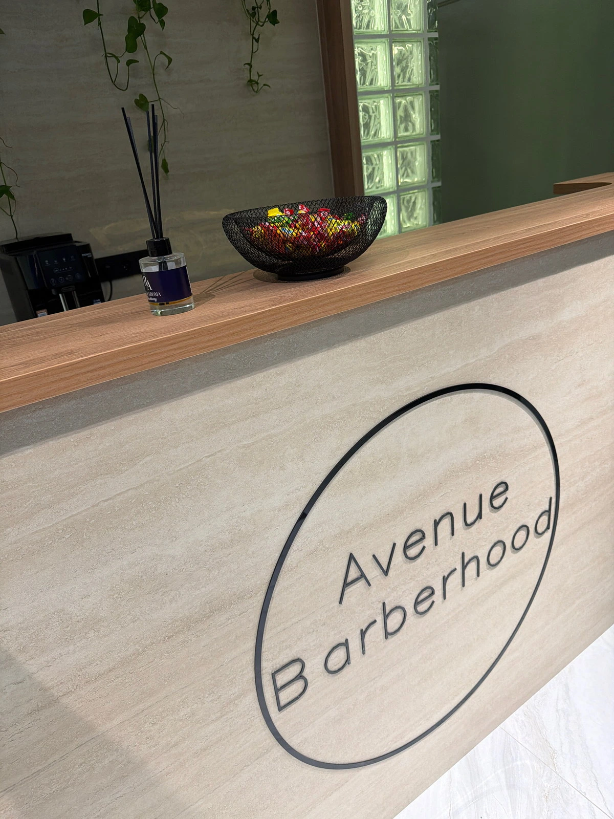 Avenue barberhood