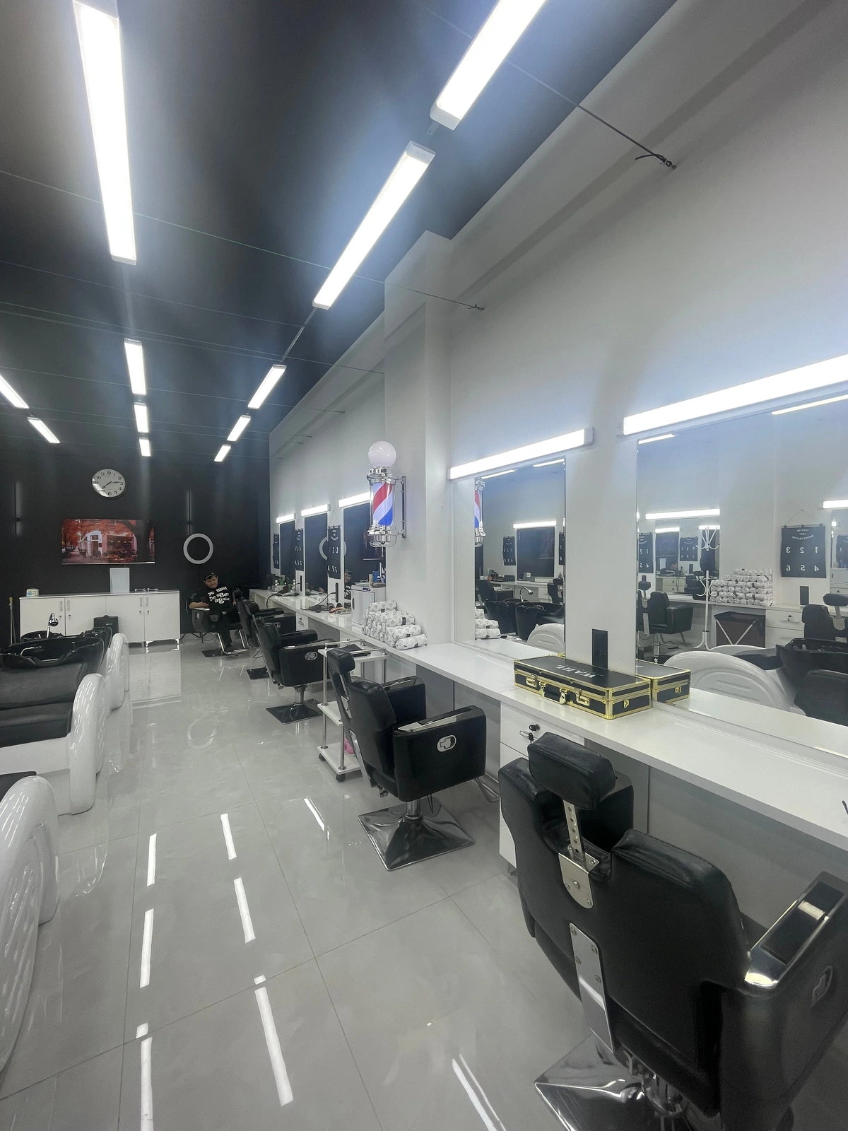 Barber 110 shop