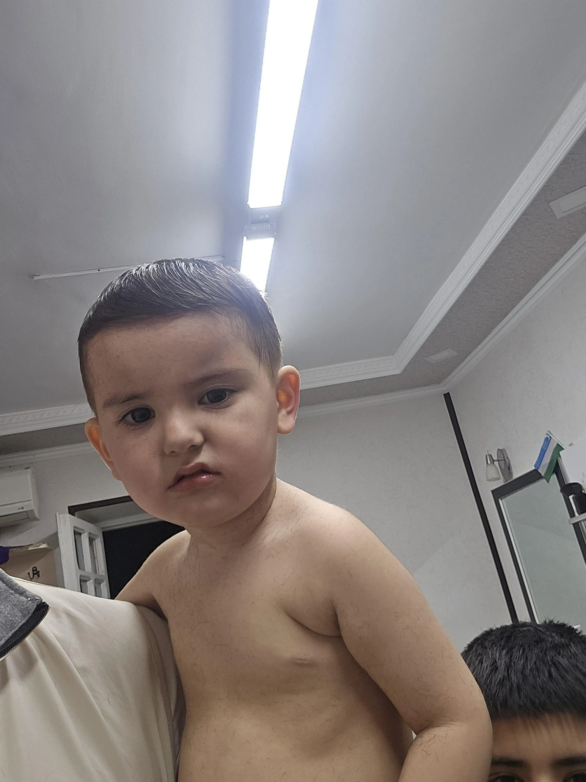 Бородач, мужской салон
