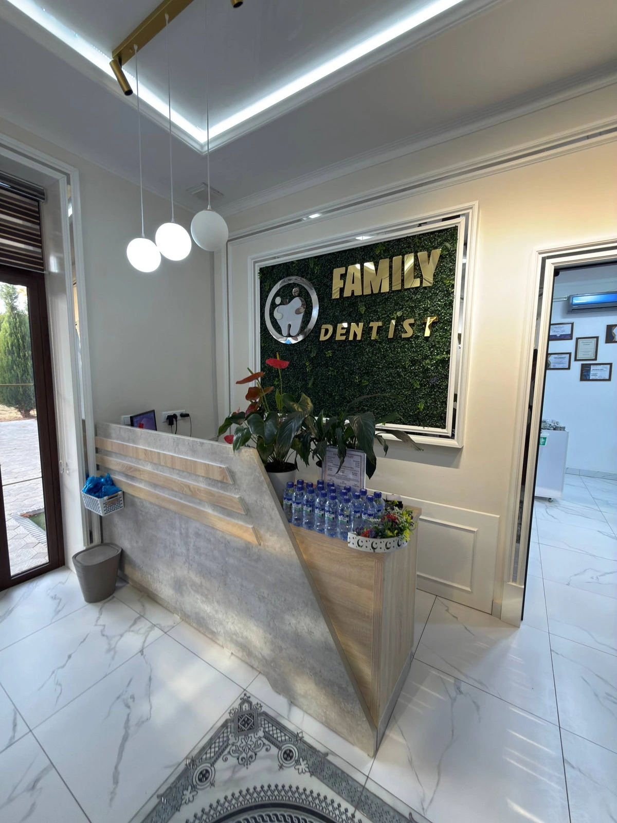 Family dentist, стоматология