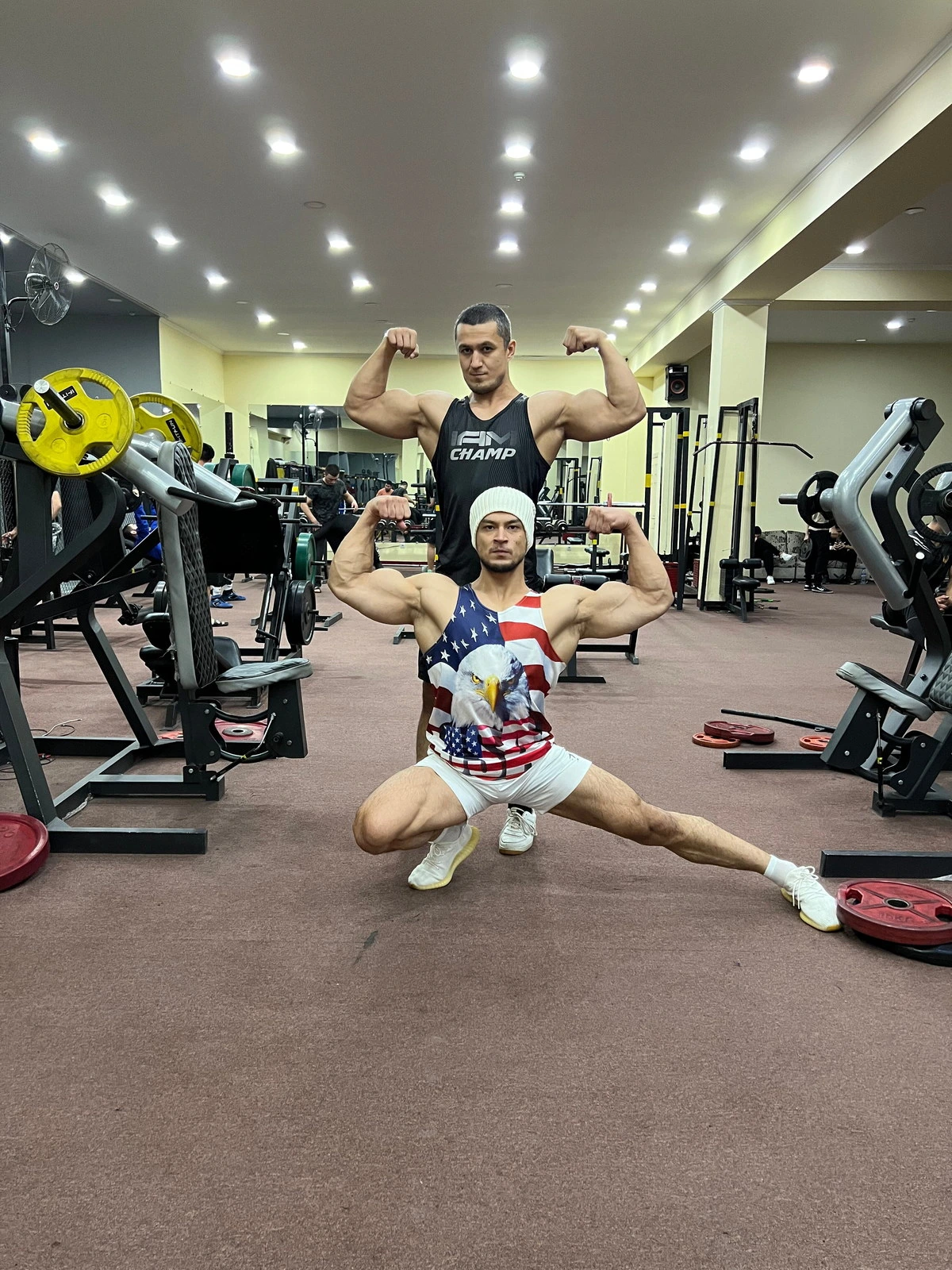 Gold`s gym, тренажерный зал