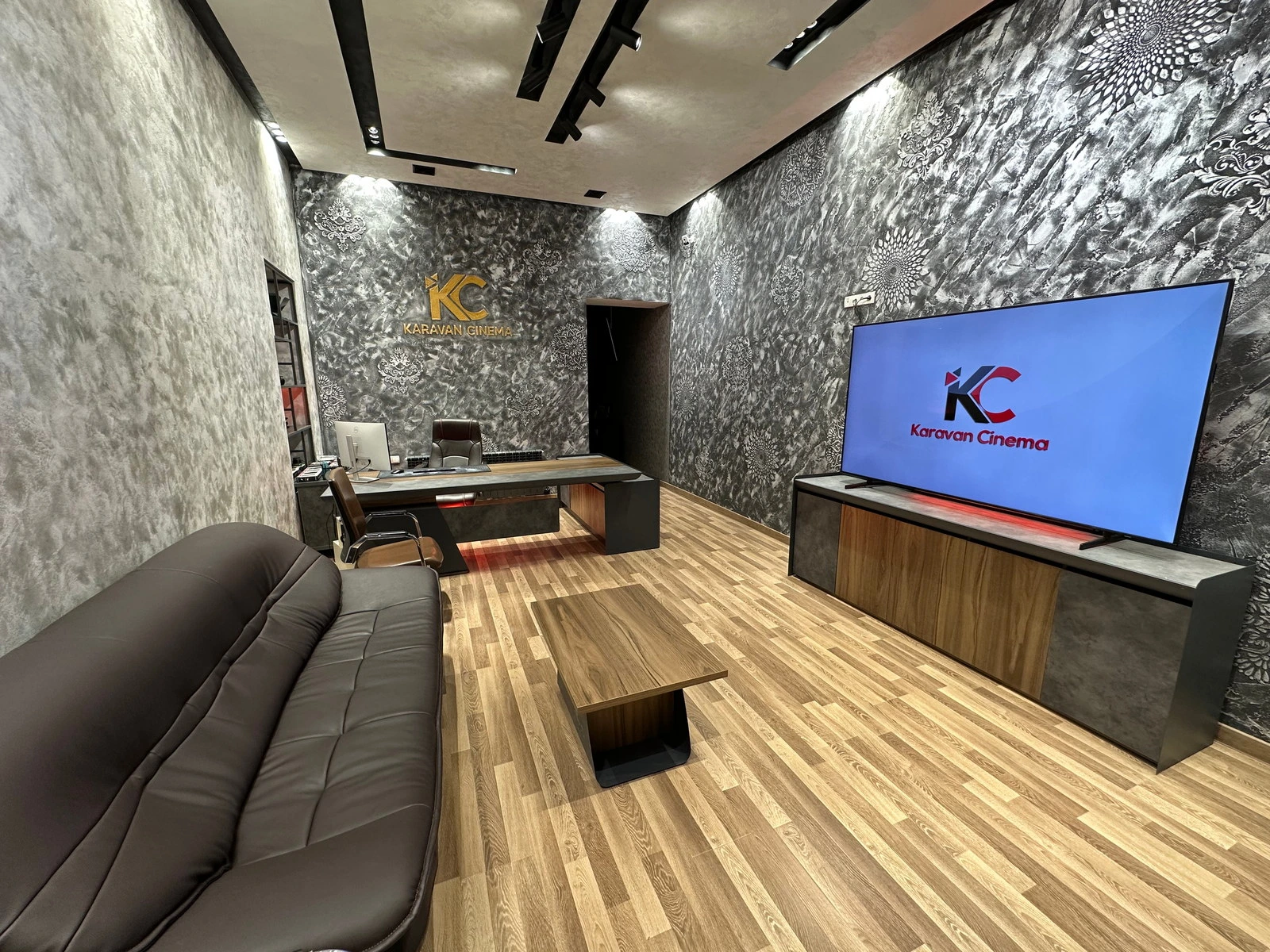 Karavan cinema, фотовидеостудия