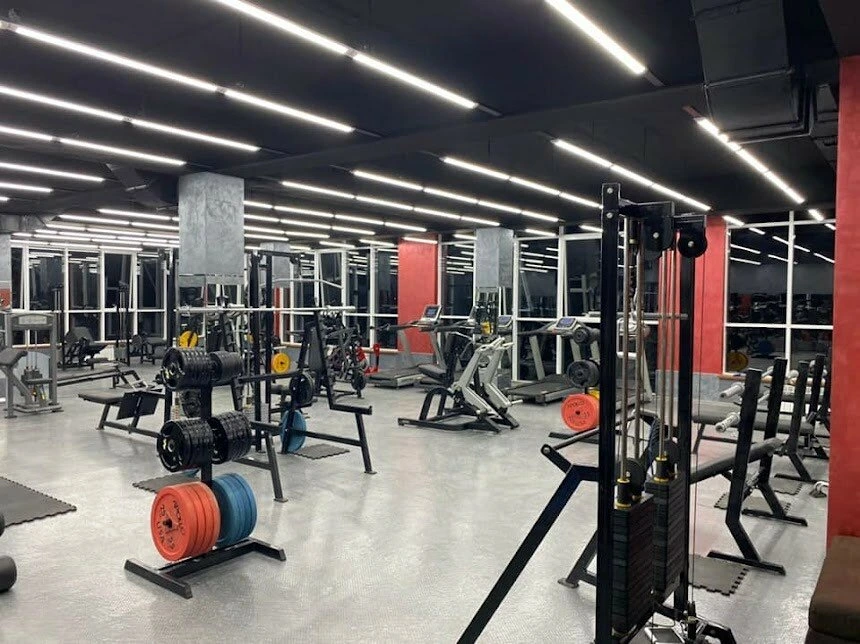 Lazar gym, спортивный зал