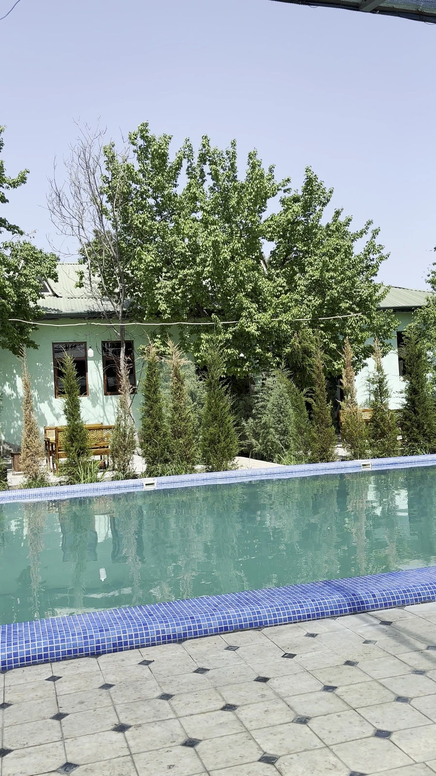 Mayweather resort, бассейн