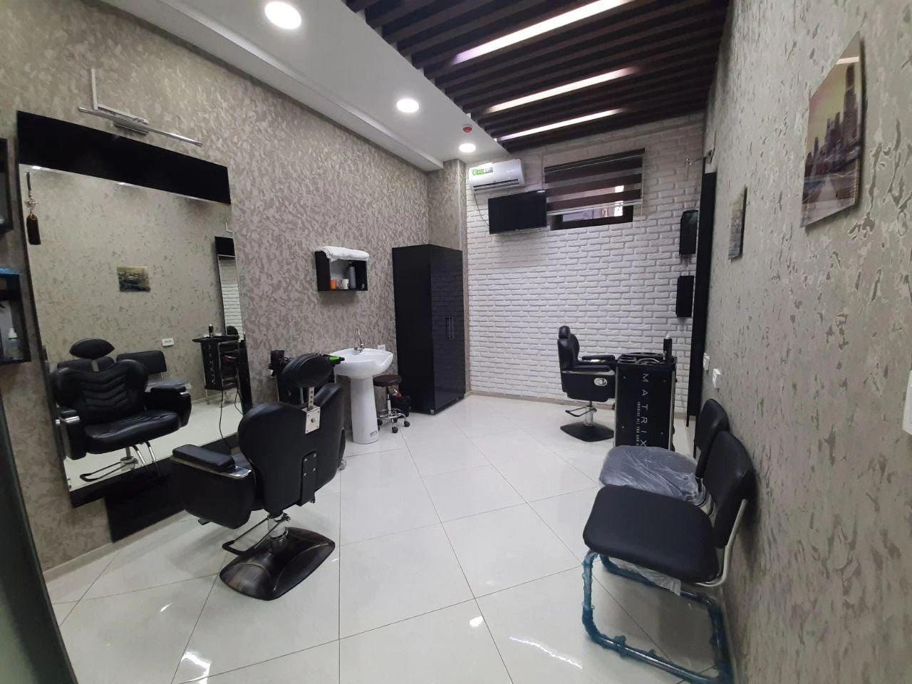 MS Beauty salon