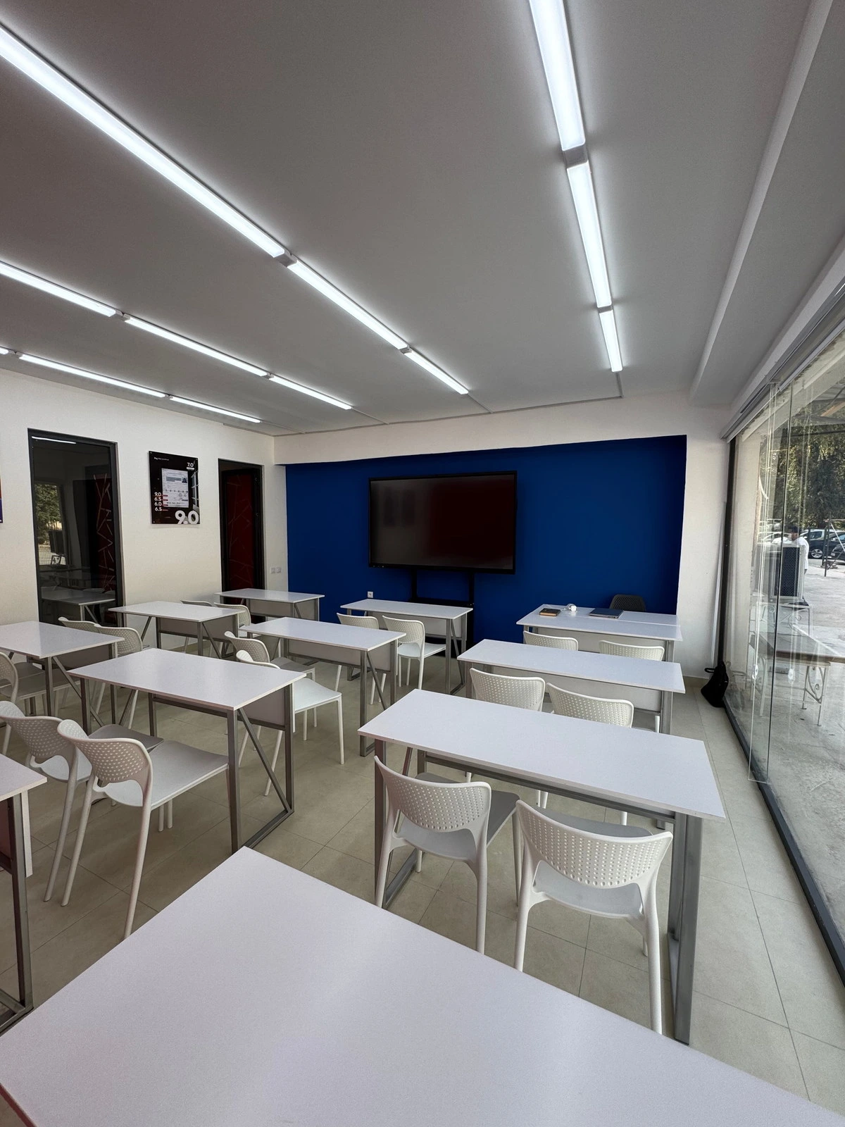 Newcastle school, учебный центр