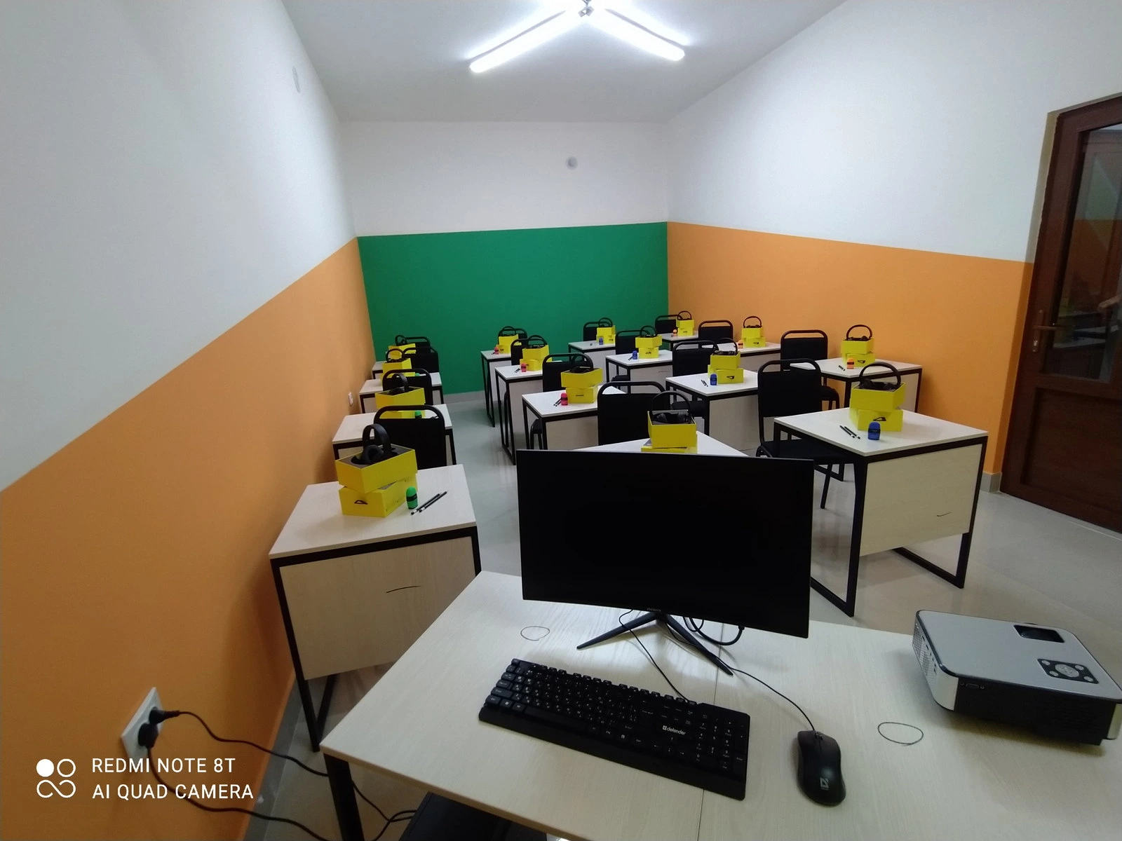 Proud learninghub, учебный центр