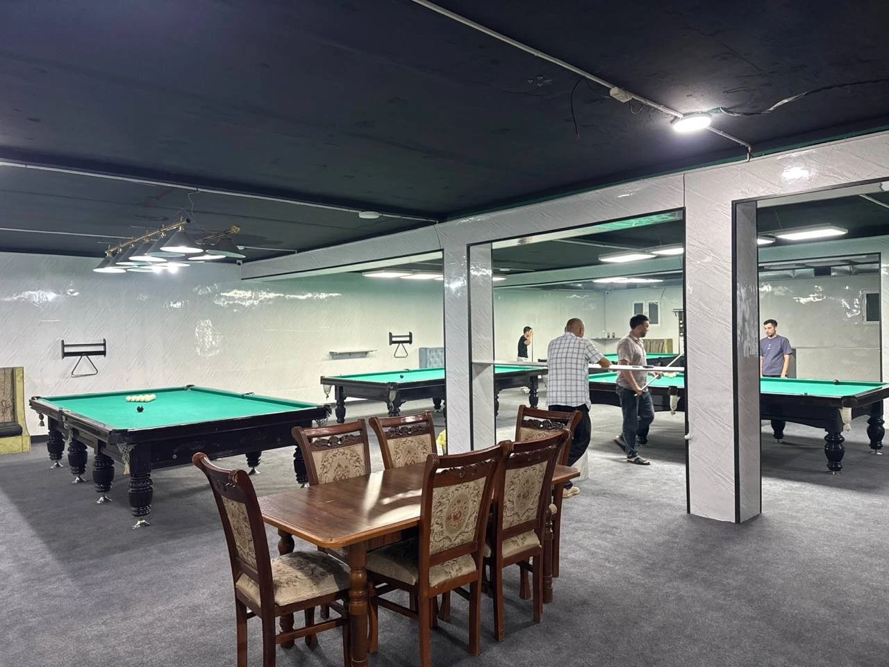 Royal Billiard, ​бильярдный клуб