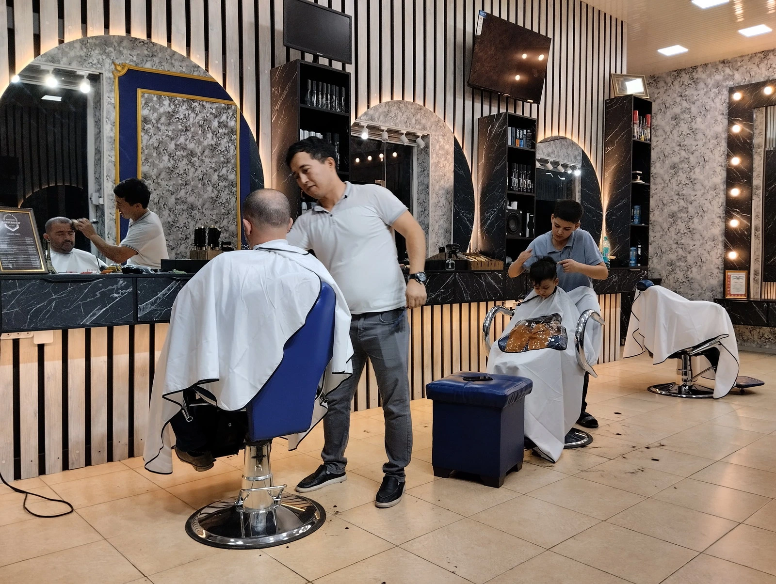 Shokh the barber