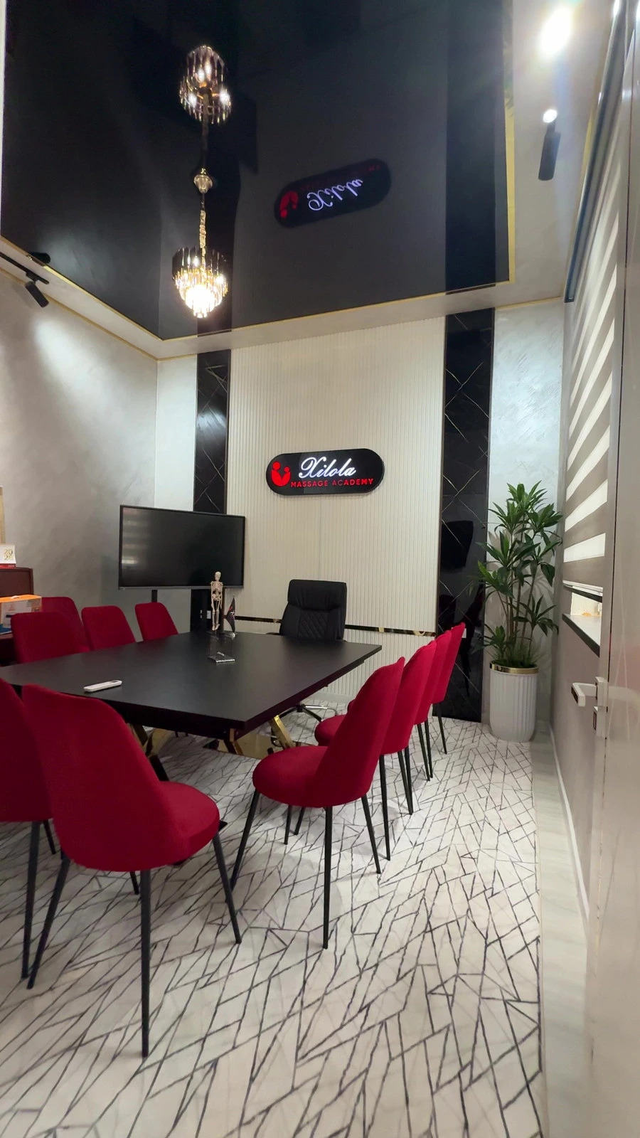 Xilola massage academy
