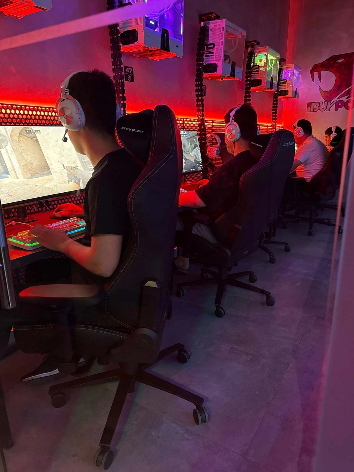 Yota Premium Gaming Club, компьютерный клуб
